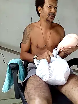 moreno25centimetro online show from 5, 2, 2026