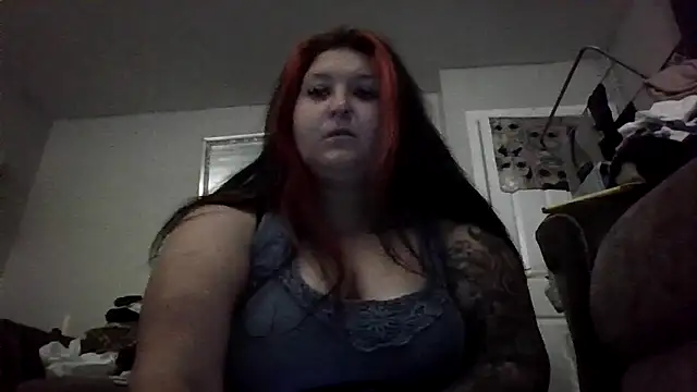 Snapshot of curvy_goddess_cleo chatting on 28, 9, 2025 curvy goddess cleo online show from 28, 9, 2025