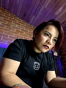 Snapshot of alejandra_prk26 chatting on 6, 10, 2025 alejandra prk26 online show from 6, 10, 2025