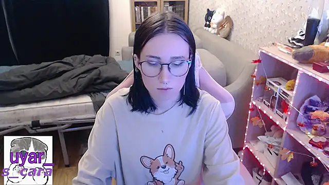 Snapshot of s_cara chatting on 22, 11, 2025 s cara online show from 22, 11, 2025