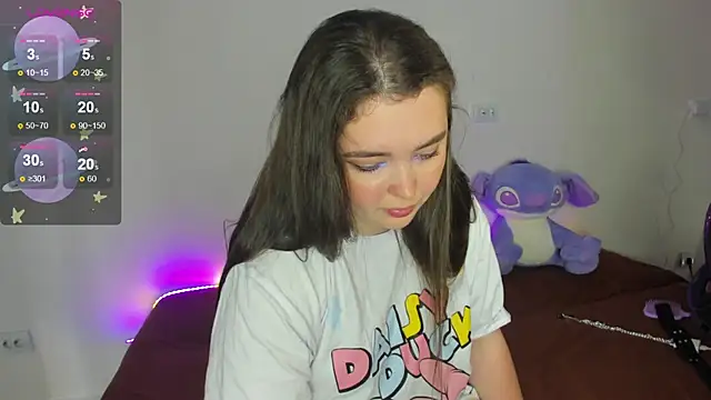 Alice next door online show from 21, 9, 2025