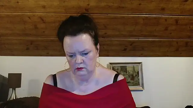 TiffanyMature online show from 25, 10, 2025