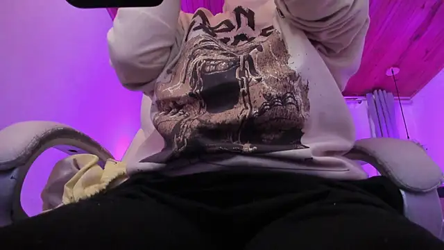 kurito  online show from 8, 11, 2025