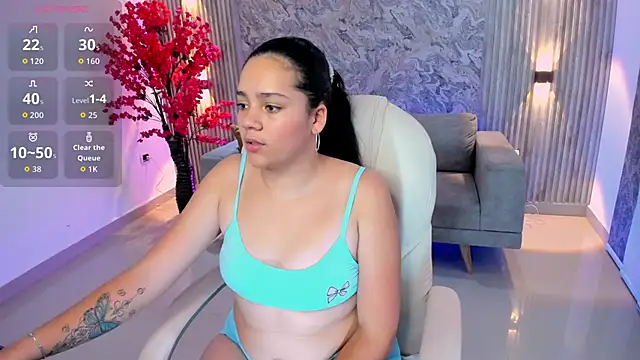 karlie small online show from 19, 12, 2025