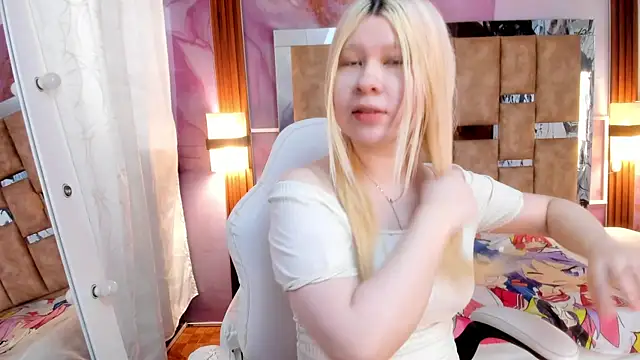 Snapshot of Melody_Lolii chatting on 12, 11, 2025 Melody Lolii online show from 12, 11, 2025