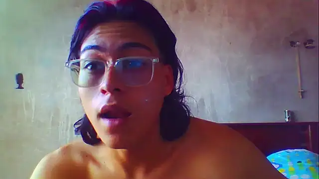 dirty model online show from 24, 10, 2025