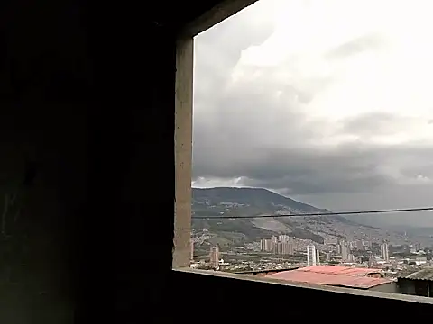 dirty model online show from 5, 4, 2026