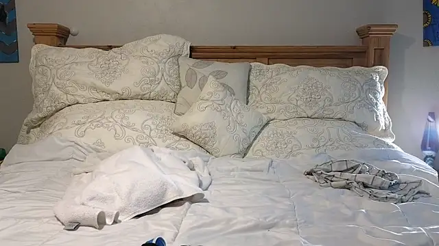 Maverikrose online show from 15, 4, 2026