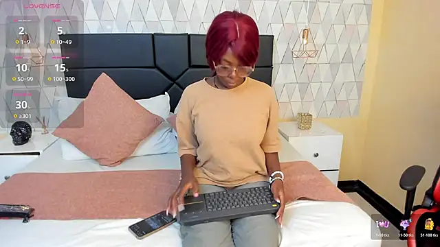 OliviaGarciaa online show from 20, 11, 2025