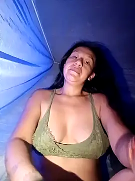 Snapshot of LUNAROSE_SEX chatting on 8, 11, 2025 LUNAROSE SEX online show from 8, 11, 2025