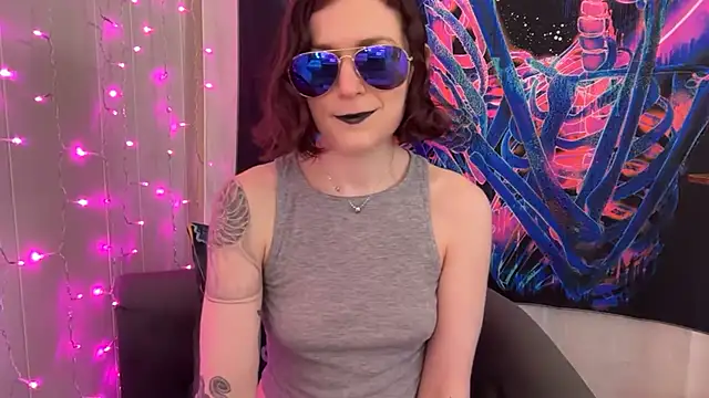 Snapshot of mistressannafoxx chatting on 16, 9, 2025 mistressannafoxx online show from 16, 9, 2025