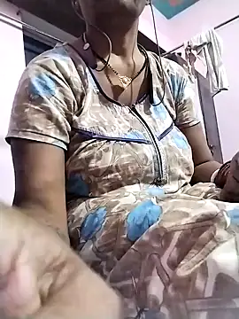 Snapshot of Shruti_Bhabhi38 chatting on 11, 9, 2025 Shruti Bhabhi38 online show from 11, 9, 2025