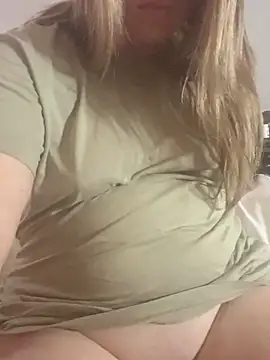 Snapshot of M1l3yD3w chatting on 25, 9, 2025 M1l3yD3w online show from 25, 9, 2025