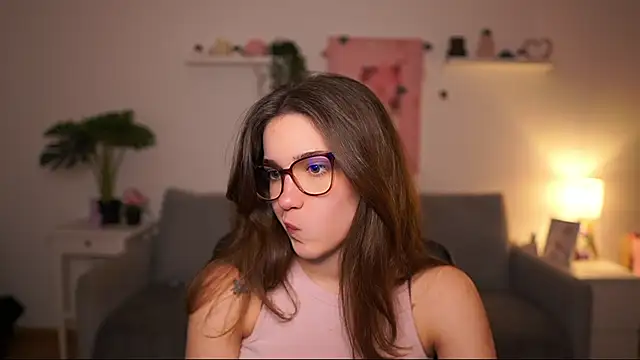 kissie cat online show from 20, 2, 2026