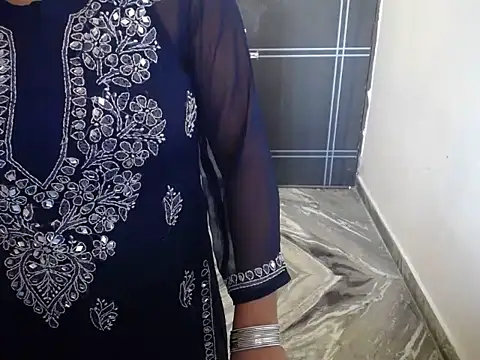 Snapshot of Samiksha- chatting on 23, 3, 2026 Samiksha- online show from 23, 3, 2026