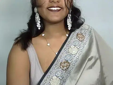 Cute mikii online show from 25, 2, 2026