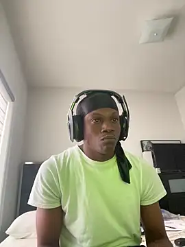 Snapshot of labishyoung25 chatting on 29, 3, 2026 labishyoung25 online show from 29, 3, 2026