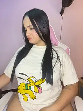 Andrea-Lu online show from 8, 10, 2025