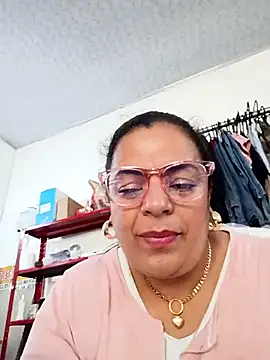 Mia-Glow online show from 1, 10, 2025