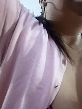 Mia-Glow online show from 23, 11, 2025