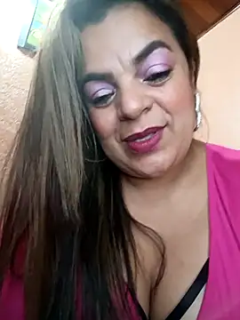 Mia-Glow online show from 8, 1, 2026