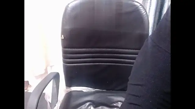 Snapshot of _kamyaa09 chatting on 1, 5, 2026 kamyaa09 online show from 1, 5, 2026