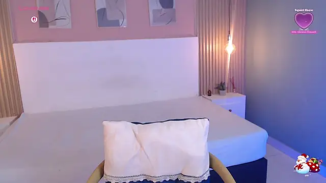 Snapshot of candy_lux30 chatting on 25, 11, 2025 candy lux30 online show from 25, 11, 2025