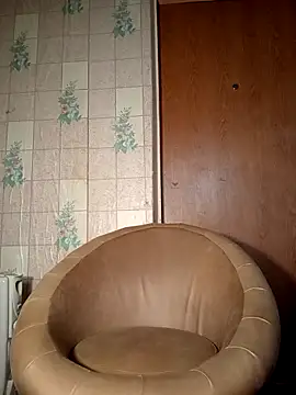 Tupo070481 online show from 12, 11, 2025