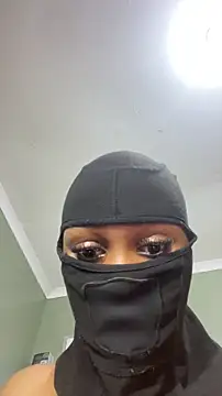 Snapshot of Sexy_blackwoman chatting on 24, 4, 2026 Sexy blackwoman online show from 24, 4, 2026