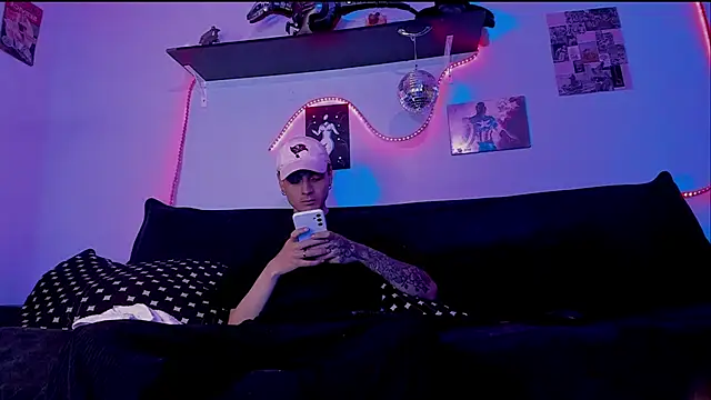 Dioniso guy8 online show from 17, 4, 2026