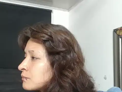 evelynesex online show from 16, 4, 2026