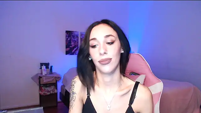 Snapshot of Sofia_Amour chatting on 28, 9, 2025 Sofia Amour online show from 28, 9, 2025
