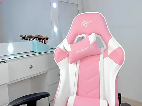 Saloome miller online show from 3, 10, 2025