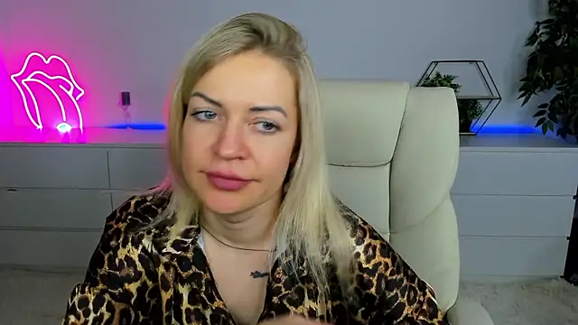 Snapshot of Anna_Snows chatting on 27, 9, 2025 Anna Snows online show from 27, 9, 2025