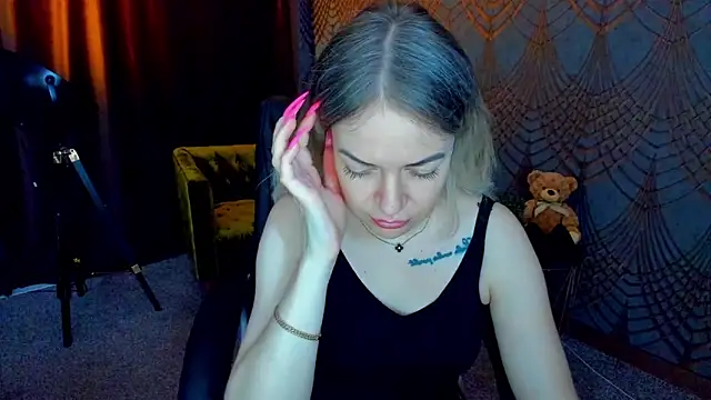 Anna Snows online show from 4, 6, 2026