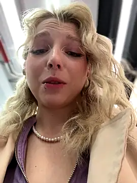 EveLittleSinner online show from 21, 9, 2025