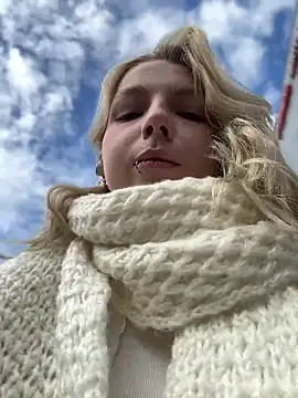 EveLittleSinner online show from 27, 9, 2025