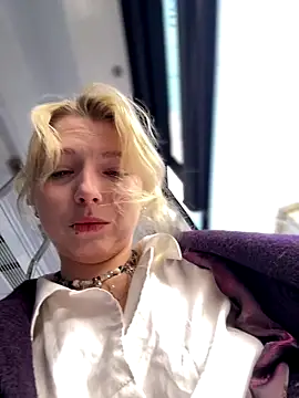 EveLittleSinner online show from 28, 9, 2025