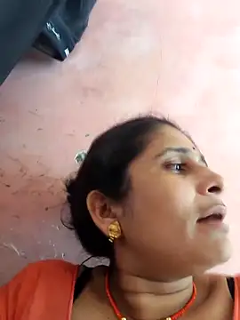 Snapshot of Hot-piuy chatting on 20, 9, 2025 Hot-piuy online show from 20, 9, 2025