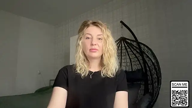 Blondie xoxoxo online show from 9, 4, 2026