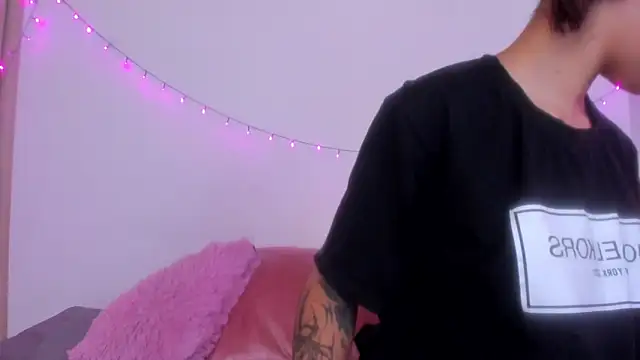 Abby roussee online show from 10, 11, 2025