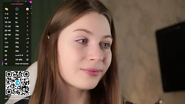 Snapshot of Stella_of_steel chatting on 28, 10, 2025 Stella of steel online show from 28, 10, 2025