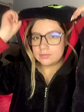 Blair Bunnyy online show from 8, 1, 2026