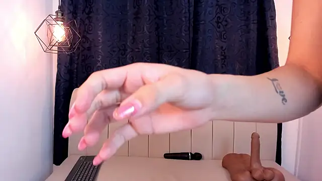 natasha moreno online show from 13, 1, 2026