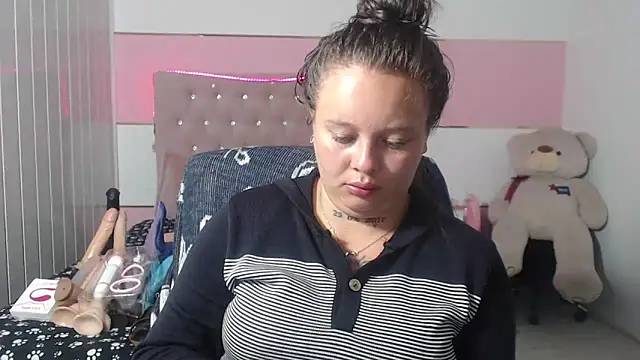 Snapshot of patty_squirt_ chatting on 22, 2, 2025 patty squirt online show from 22, 2, 2025