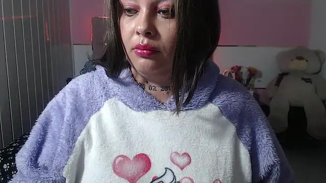 Snapshot of patty_squirt_ chatting on 12, 3, 2025 patty squirt online show from 12, 3, 2025