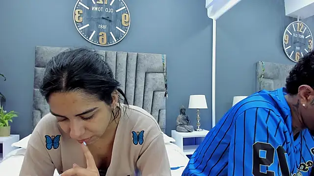 violet and myers online show from 4, 10, 2025