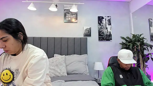 violet and myers online show from 8, 11, 2025