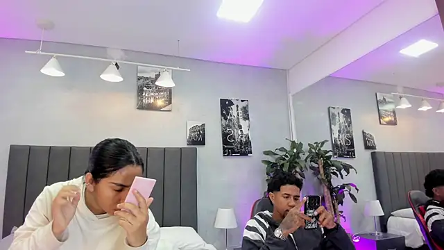 violet and myers online show from 18, 11, 2025