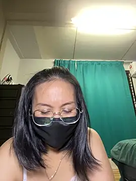 melyiaaa online show from 24, 3, 2026